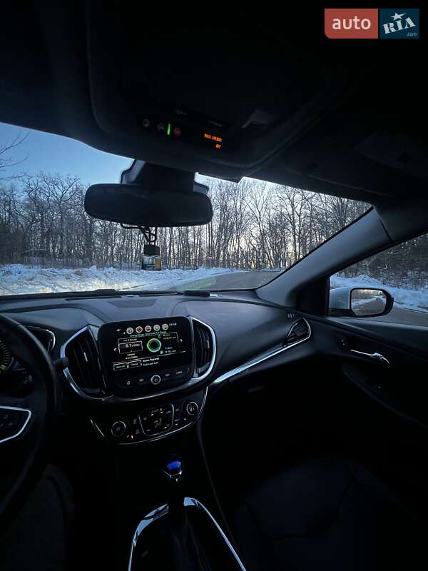 Хетчбек Chevrolet Volt 2016 в Києві