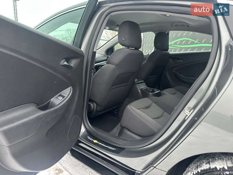 Хетчбек Chevrolet Volt 2016 в Києві фото 14 Хетчбек Chevrolet Volt 2016 в Києві