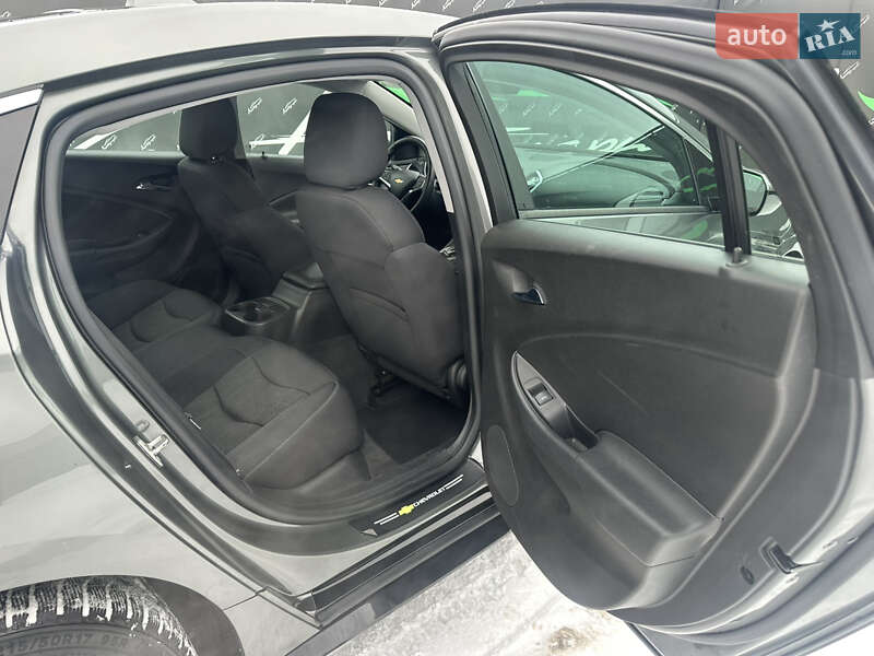 Хетчбек Chevrolet Volt 2016 в Києві фото 23 Хетчбек Chevrolet Volt 2016 в Києві