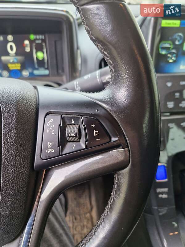Хэтчбек Chevrolet Volt 2011 в Овидиополе