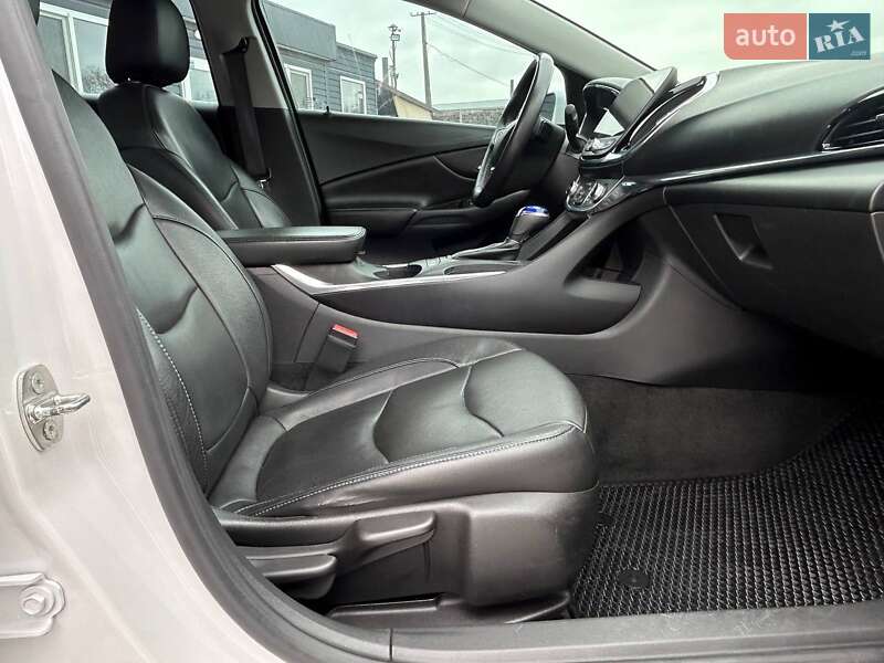 Хетчбек Chevrolet Volt 2016 в Одесі
