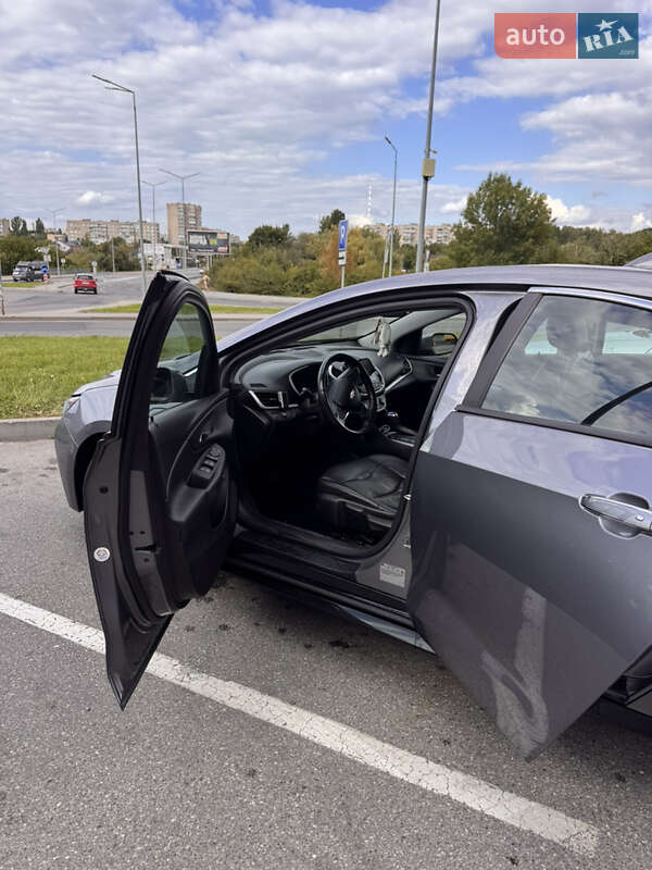 Хэтчбек Chevrolet Volt 2018 в Виннице фото 8 Хэтчбек Chevrolet Volt 2018 в Виннице