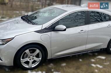 Хэтчбек Chevrolet Volt 2018 в Киеве