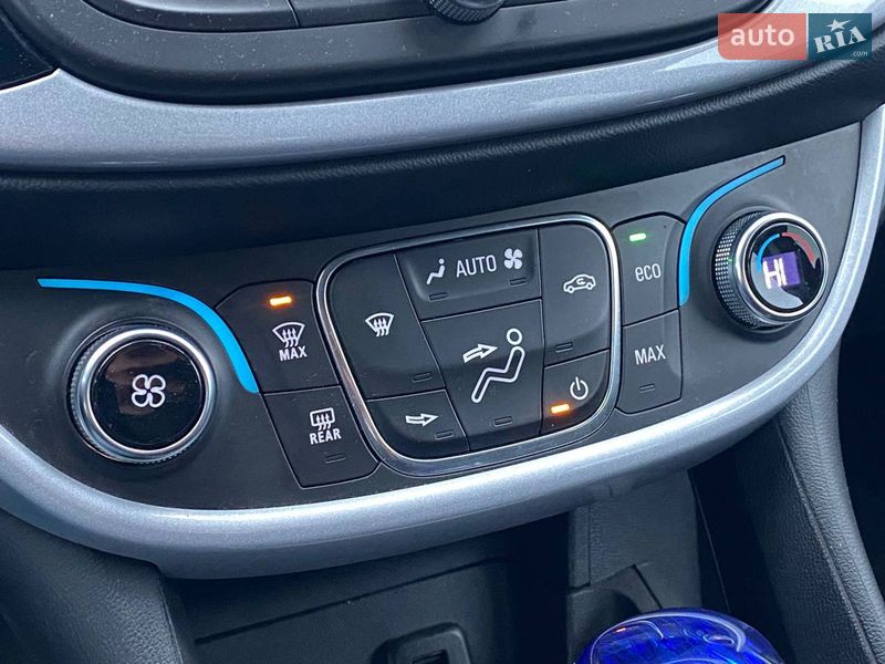 Хетчбек Chevrolet Volt 2018 в Києві