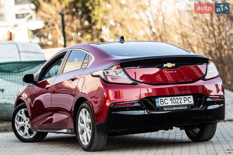 Хэтчбек Chevrolet Volt 2017 в Львове