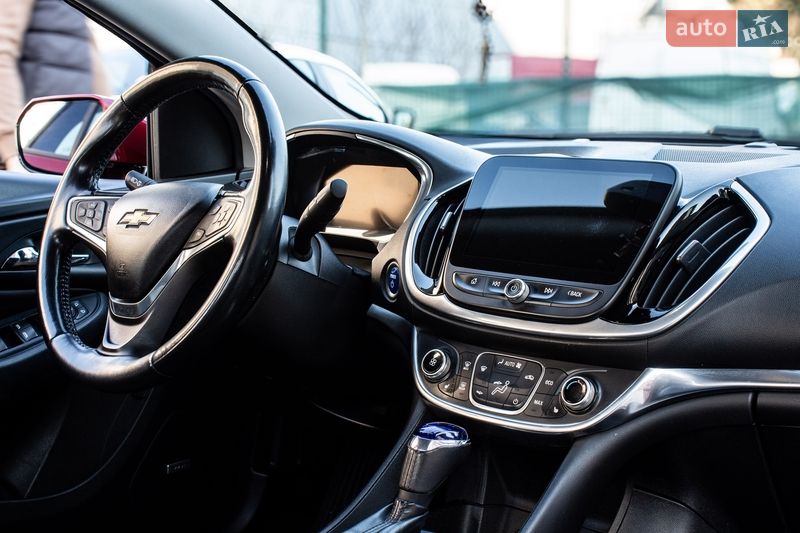 Хэтчбек Chevrolet Volt 2017 в Львове