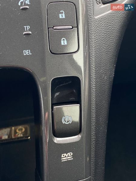 Хэтчбек Chevrolet Volt 2012 в Киеве