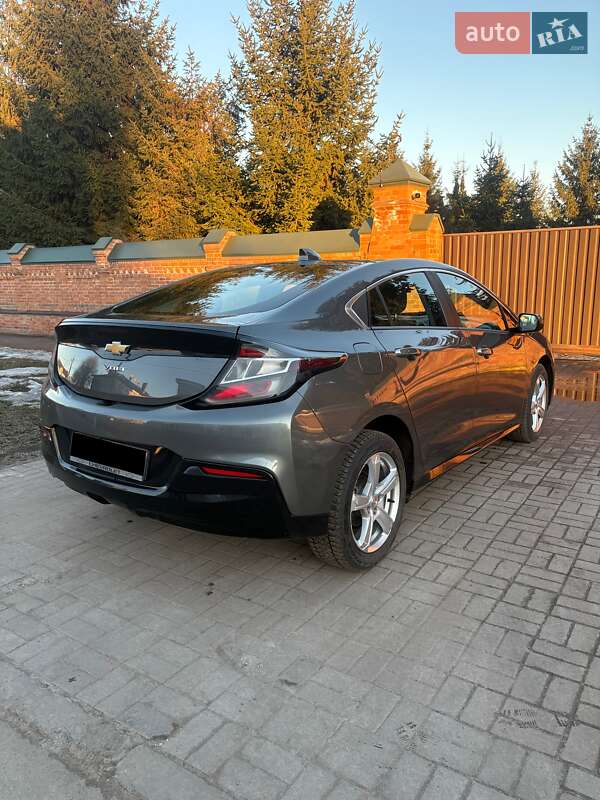 Хетчбек Chevrolet Volt 2017 в Зіньківі
