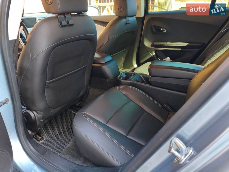 Хэтчбек Chevrolet Volt 2012 в Львове