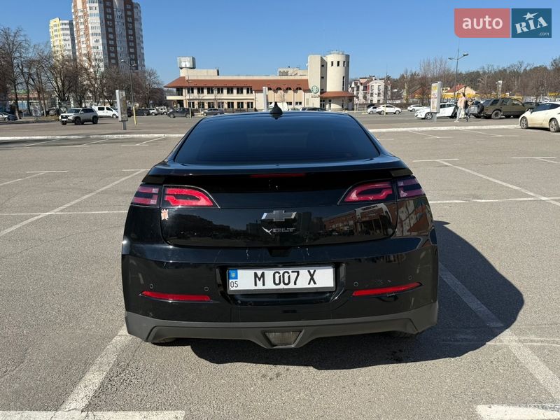 Хэтчбек Chevrolet Volt 2013 в Броварах