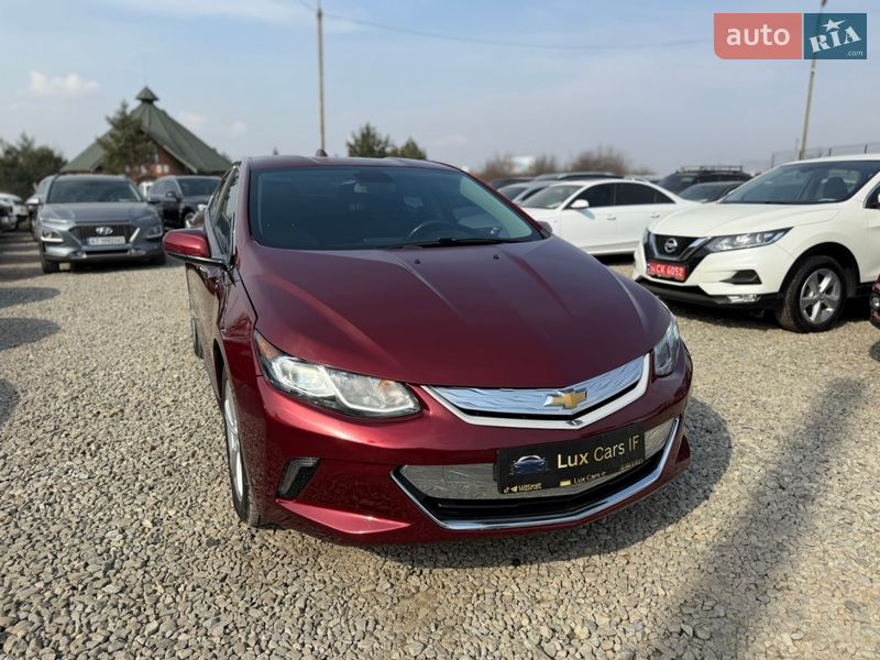 Хэтчбек Chevrolet Volt 2015 в Ивано-Франковске