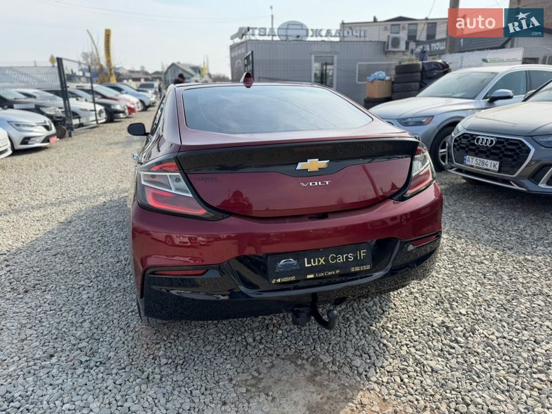 Хэтчбек Chevrolet Volt 2015 в Ивано-Франковске