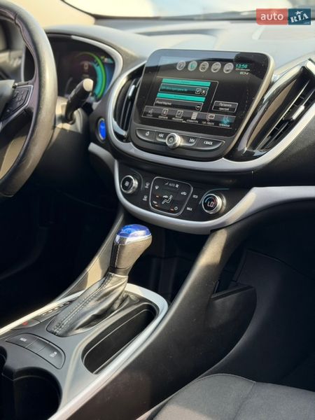 Хэтчбек Chevrolet Volt 2015 в Ивано-Франковске