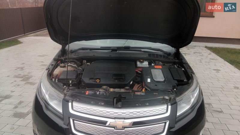 Хэтчбек Chevrolet Volt 2012 в Львове