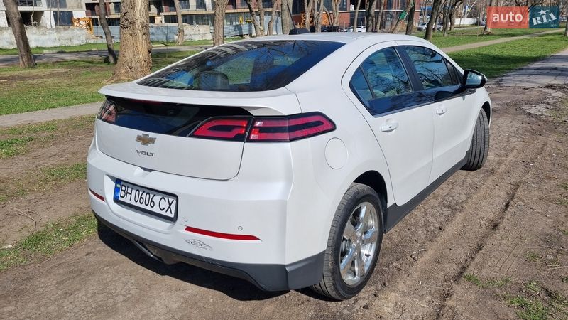 Хэтчбек Chevrolet Volt 2015 в Одессе