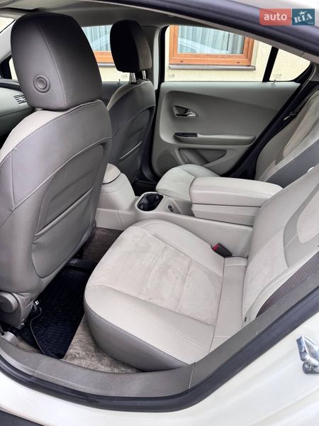 Хэтчбек Chevrolet Volt 2013 в Коломые фото 12 Хэтчбек Chevrolet Volt 2013 в Коломые