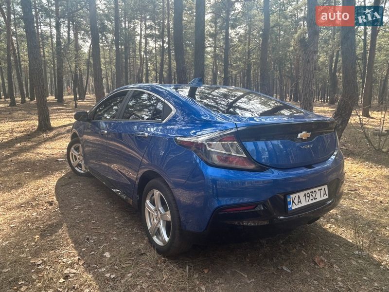 Хетчбек Chevrolet Volt 2017 в Києві
