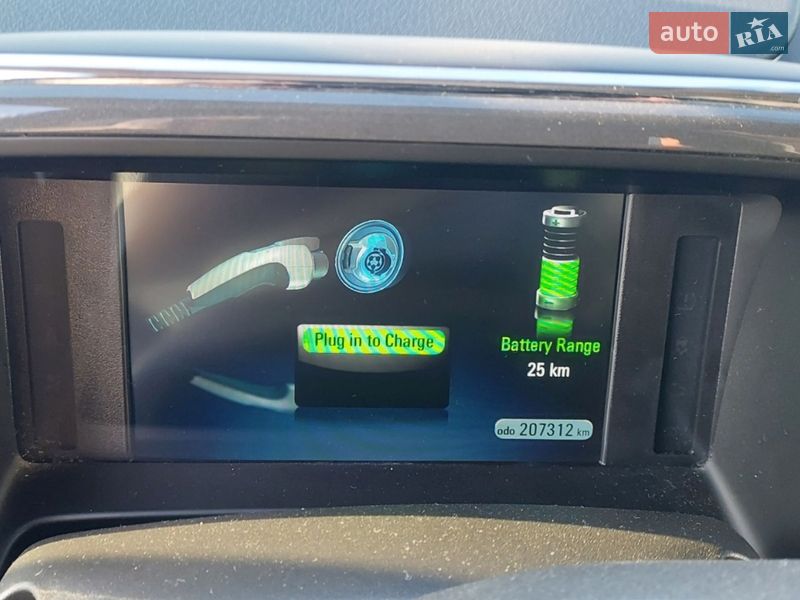 Хетчбек Chevrolet Volt 2015 в Києві