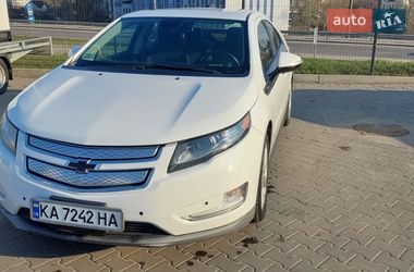 Хэтчбек Chevrolet Volt 2015 в Киеве
