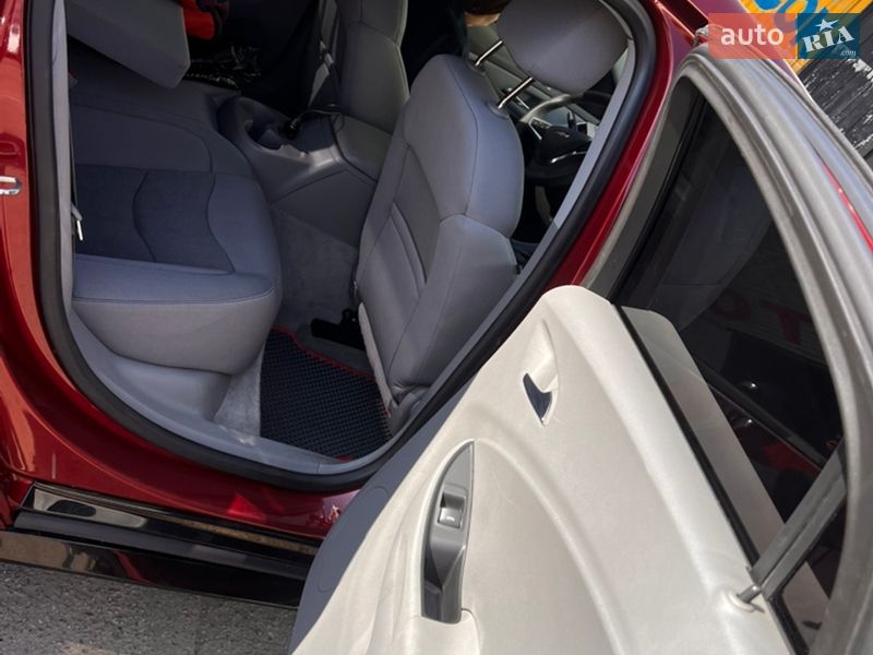 Хетчбек Chevrolet Volt 2015 в Черкасах