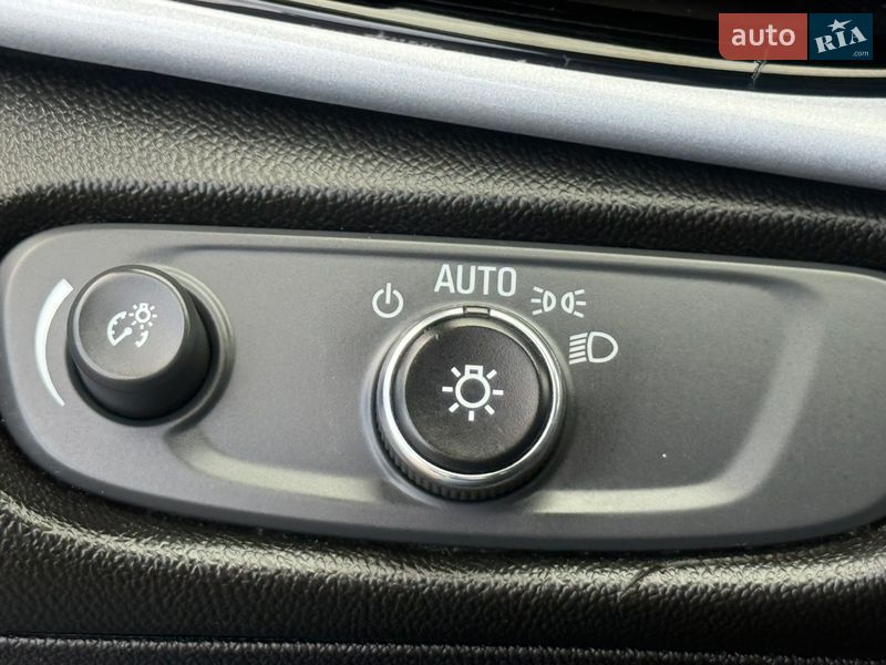 Хэтчбек Chevrolet Volt 2016 в Днепре