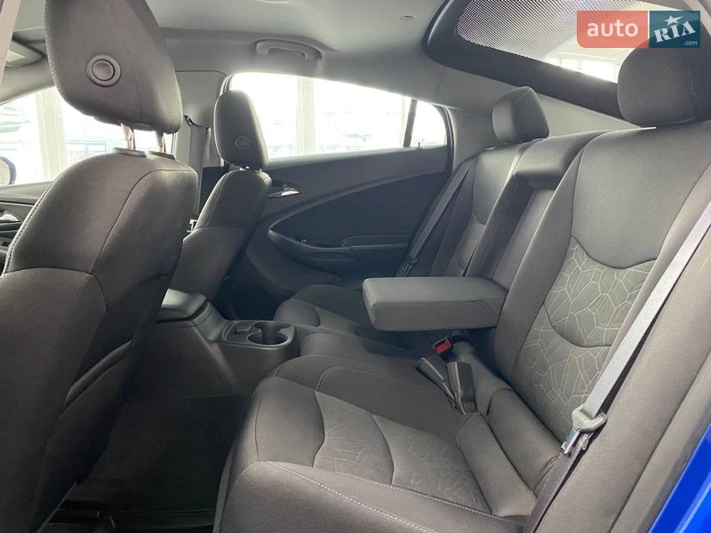 Хетчбек Chevrolet Volt 2017 в Києві