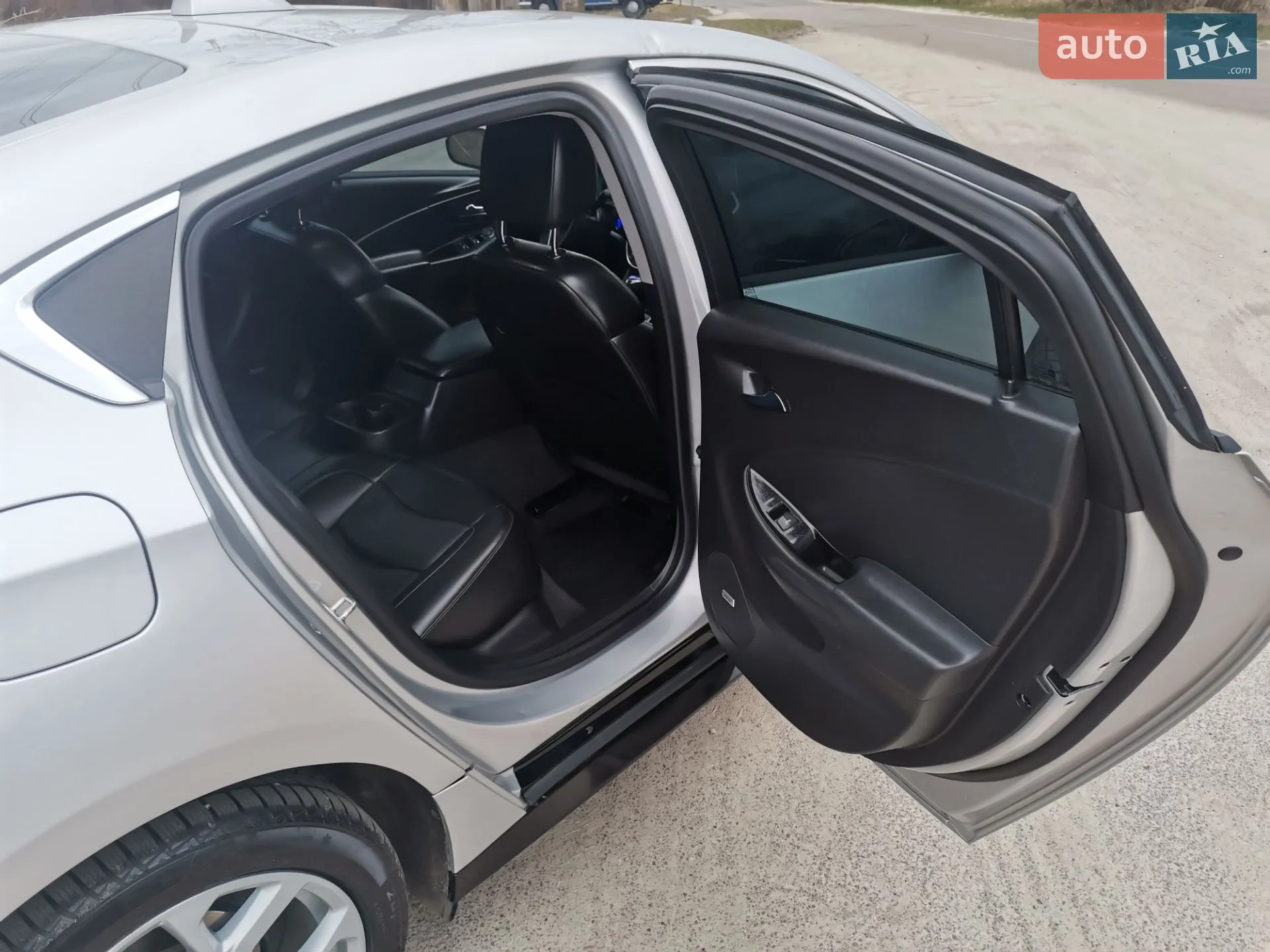 2016 Chevrolet Volt - мініатюра 2