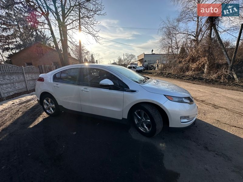 Хэтчбек Chevrolet Volt 2013 в Нежине фото 17 Хэтчбек Chevrolet Volt 2013 в Нежине