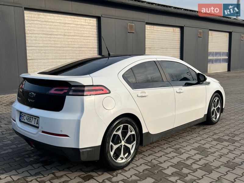 Хэтчбек Chevrolet Volt 2012 в Шептицькому
