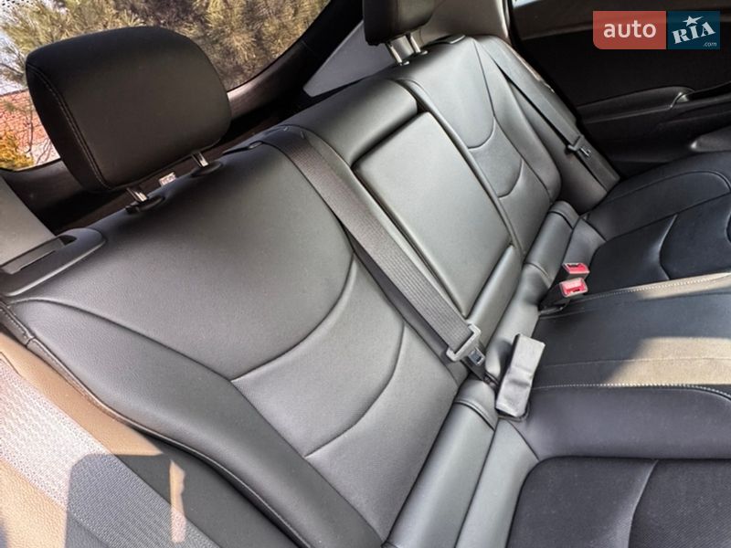 Хэтчбек Chevrolet Volt 2017 в Полтаве