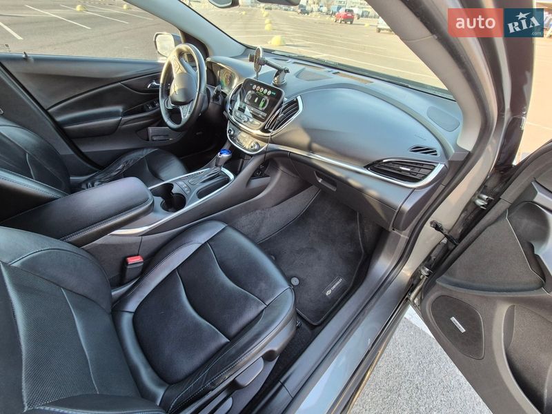 Хетчбек Chevrolet Volt 2015 в Києві фото 6 Хетчбек Chevrolet Volt 2015 в Києві