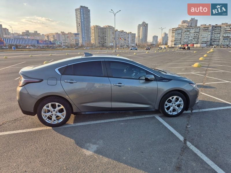 Хетчбек Chevrolet Volt 2015 в Києві фото 16 Хетчбек Chevrolet Volt 2015 в Києві