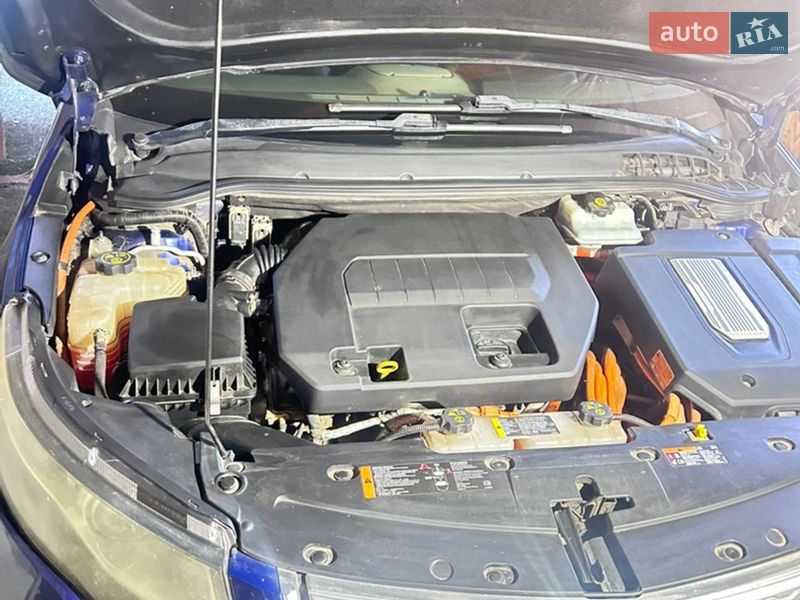Хэтчбек Chevrolet Volt 2012 в Чутове