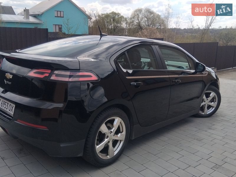 Хэтчбек Chevrolet Volt 2012 в Львове