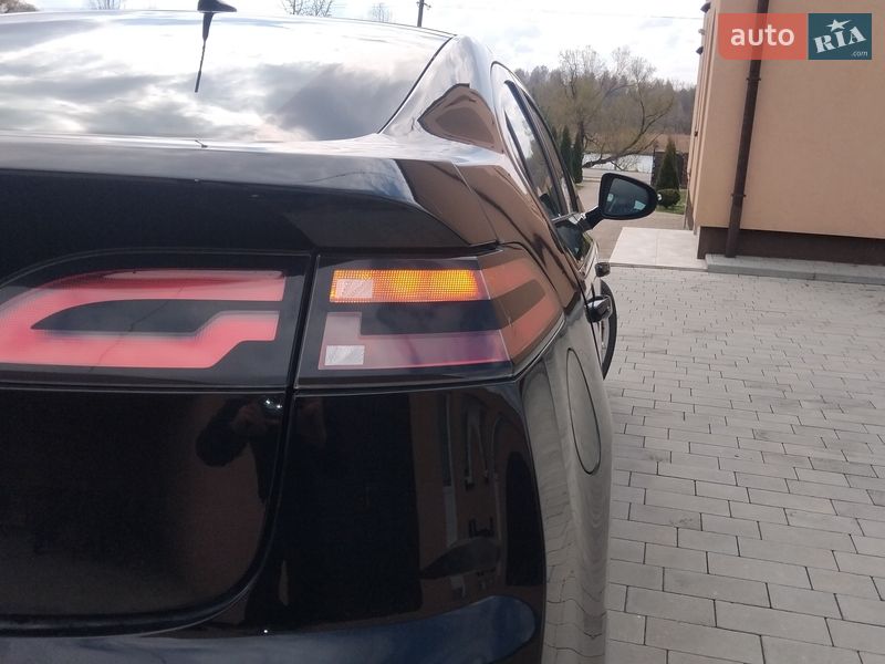 Хэтчбек Chevrolet Volt 2012 в Львове