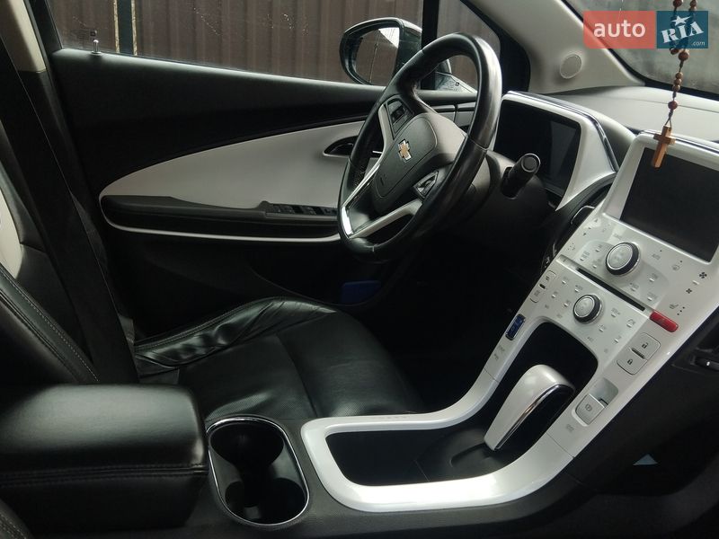 Хэтчбек Chevrolet Volt 2012 в Львове