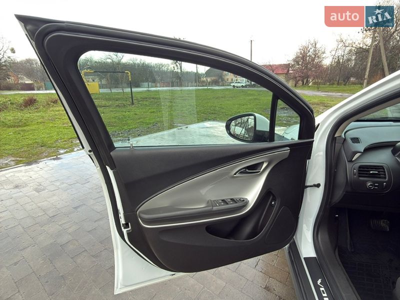 Хетчбек Chevrolet Volt 2013 в Харкові фото 21 Хетчбек Chevrolet Volt 2013 в Харкові