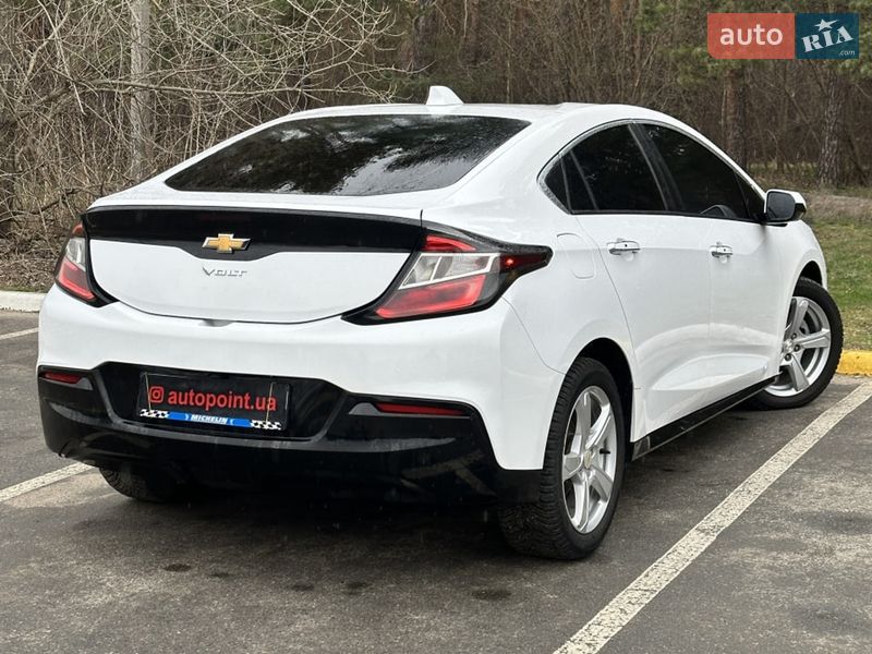 Хэтчбек Chevrolet Volt 2018 в Белогородке