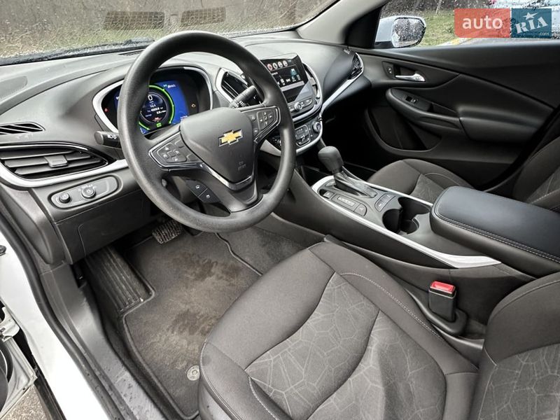 Хэтчбек Chevrolet Volt 2018 в Белогородке