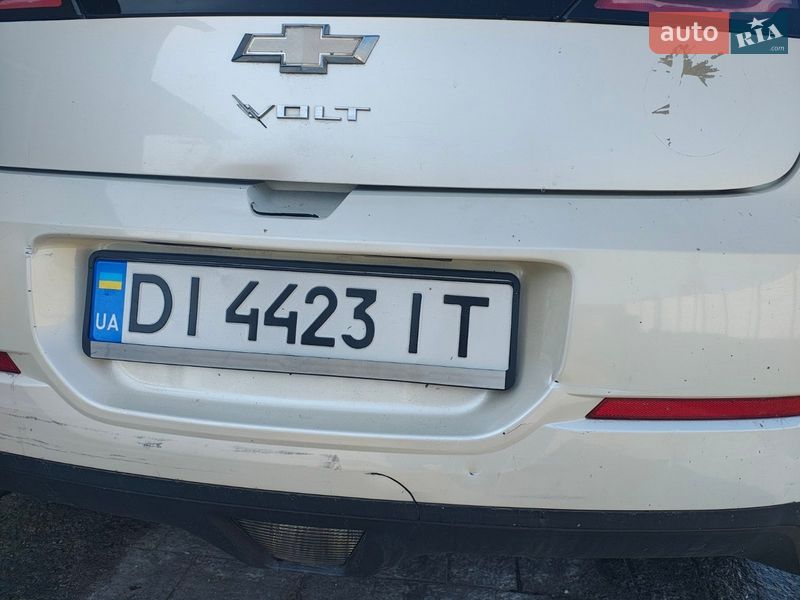 Хэтчбек Chevrolet Volt 2012 в Киеве