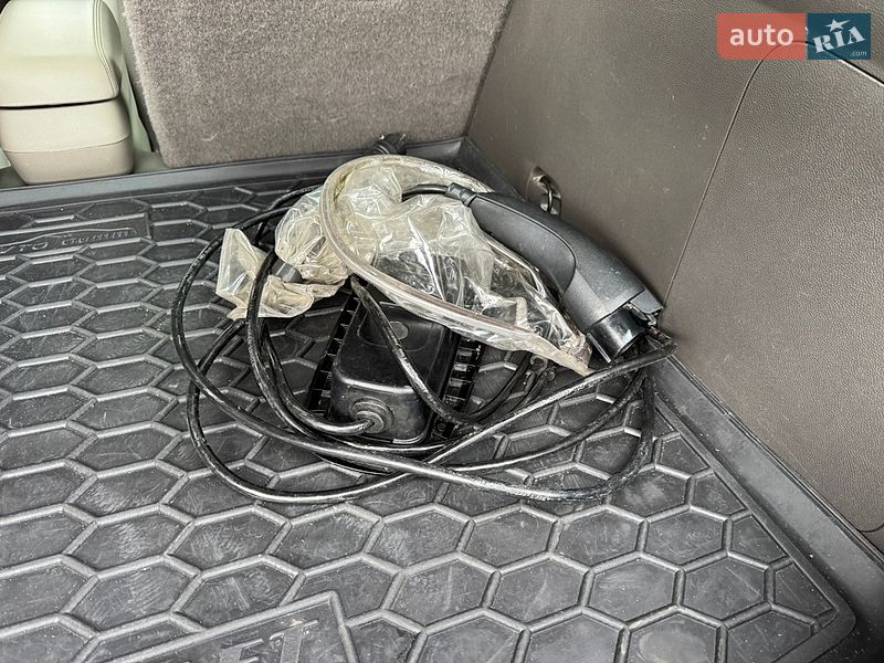 Хетчбек Chevrolet Volt 2012 в Києві