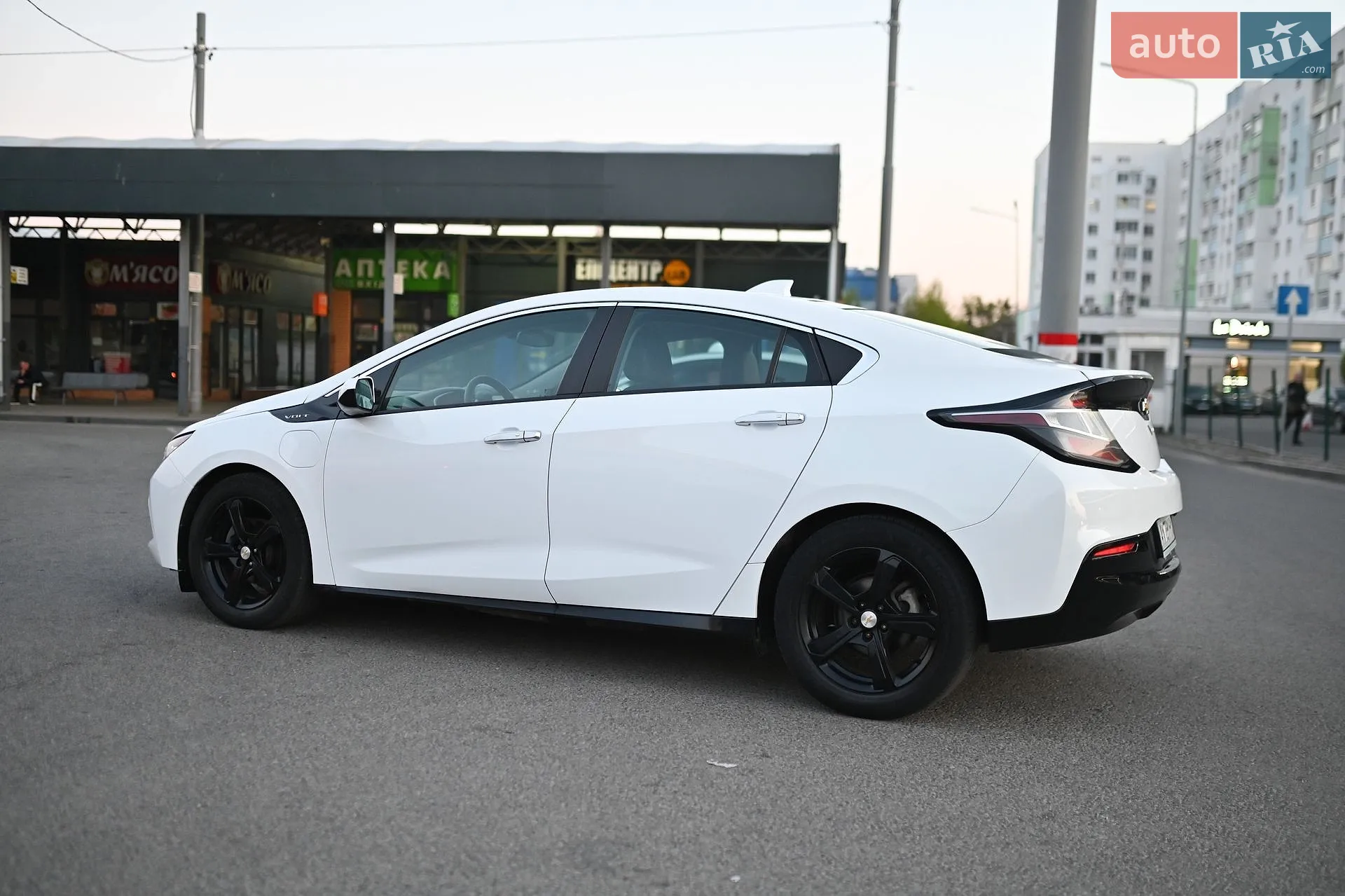 2016 Chevrolet Volt - мініатюра 10