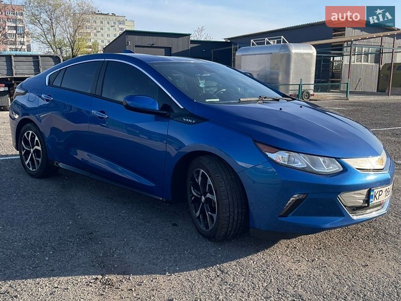Хэтчбек Chevrolet Volt 2016 в Запорожье