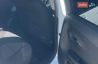 Хэтчбек Chevrolet Volt 2015 в Черкассах