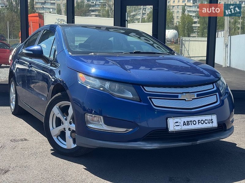 Хэтчбек Chevrolet Volt 2012 в Киеве