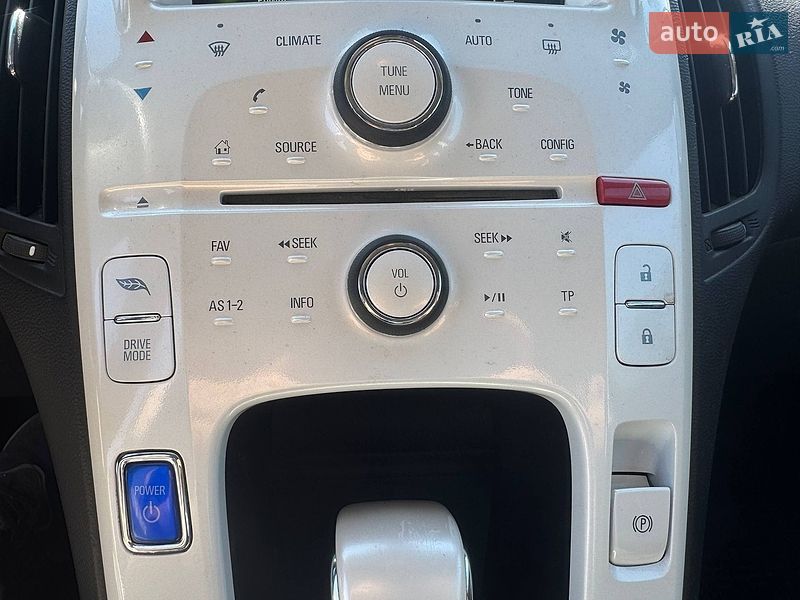 Хэтчбек Chevrolet Volt 2012 в Киеве