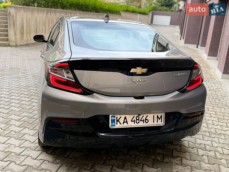 Хэтчбек Chevrolet Volt 2017 в Измаиле