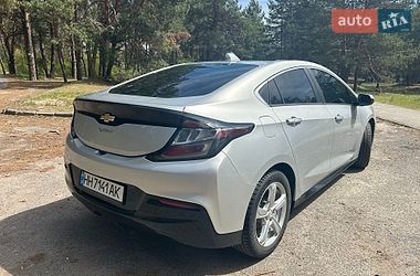 Хэтчбек Chevrolet Volt 2018 в Киеве