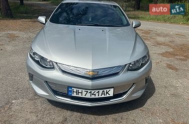 Хэтчбек Chevrolet Volt 2018 в Киеве