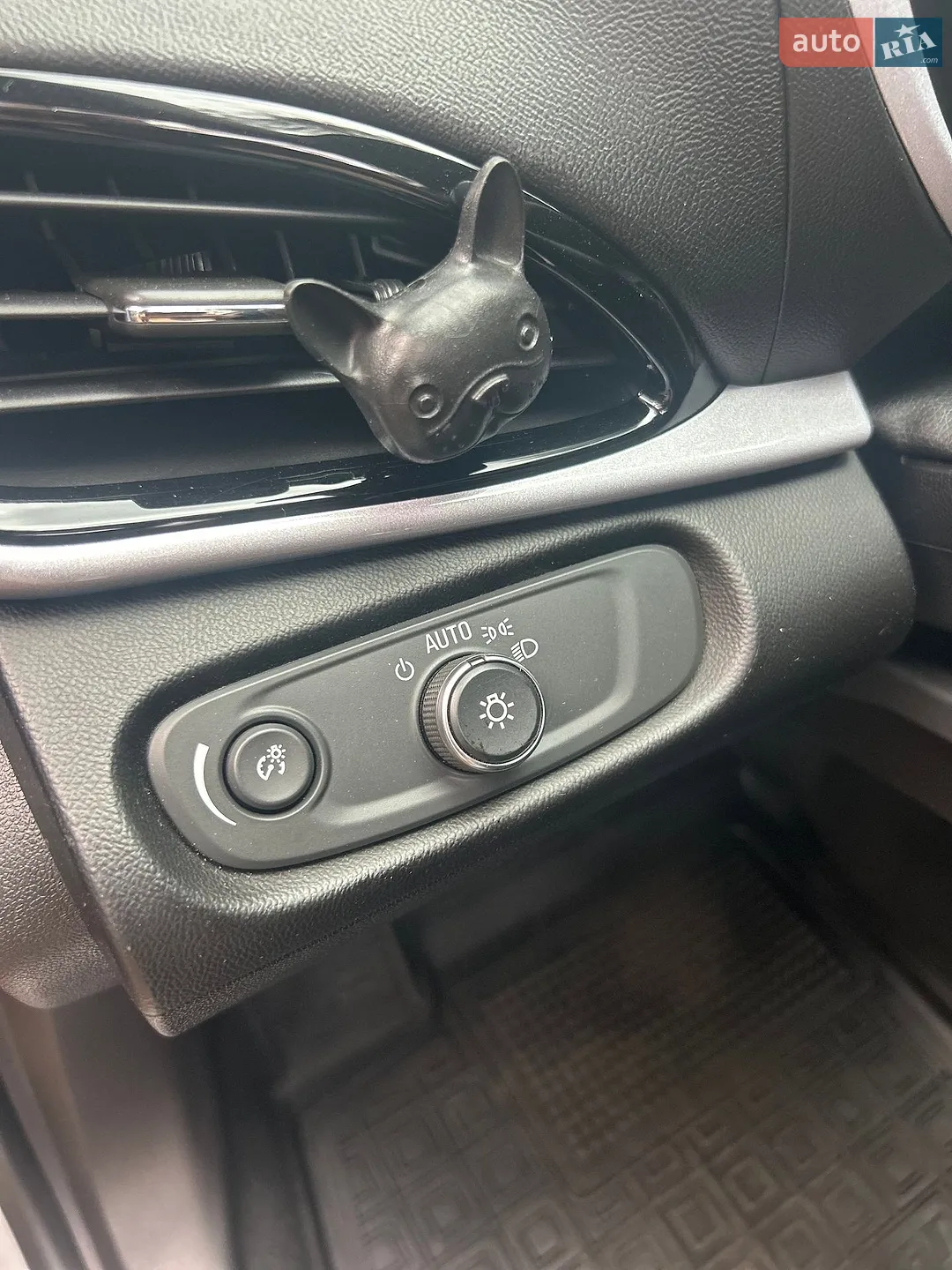 2018 Chevrolet Volt - мініатюра 28